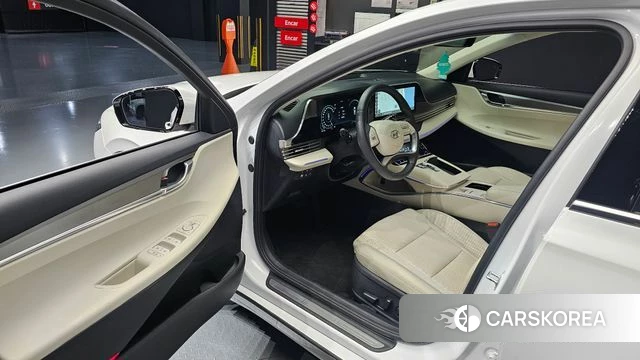Hyundai The New Grandeur IG Hybrid id 4500972 из Кореи 20