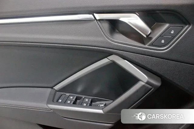 Audi Q3 (F3) id 3739307 из Кореи 20