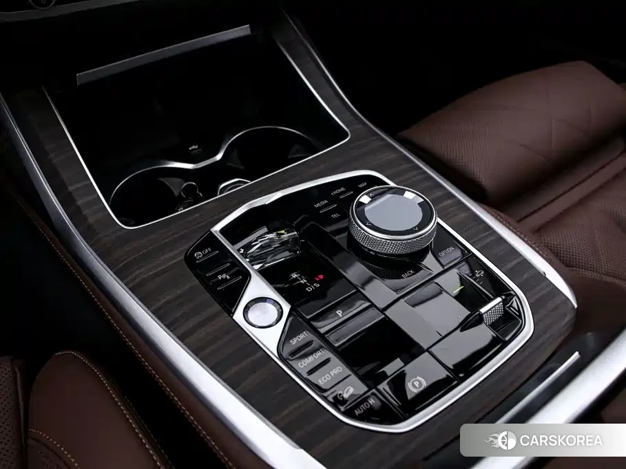 BMW X7 id 4600478 из Китая 17