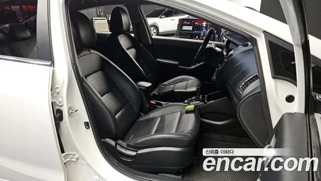 Kia The New K3 id 2827622 из Кореи 20