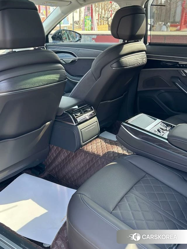 Audi A8 id 4259473 из Китая 11