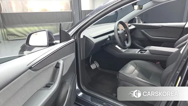 Tesla Model Y id 3750803 из Кореи 20
