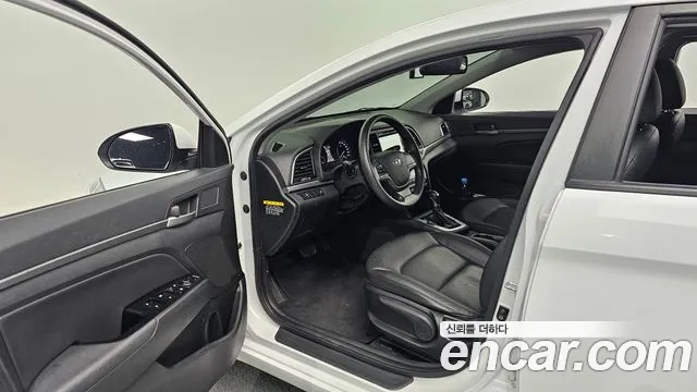 Hyundai Avante AD id 2850838 из Кореи 20