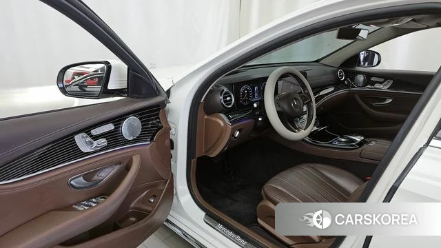 Mercedes-Benz E-Class W213 id 3955792 из Кореи 20
