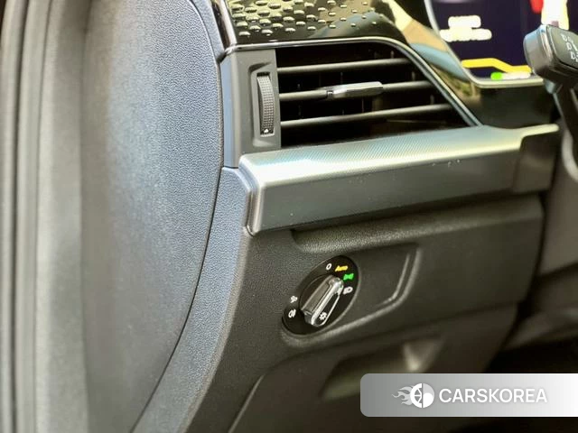 Volkswagen Passat id 4359105 из Китая 24