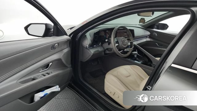 Hyundai Avante (CN7) id 3826567 из Кореи 20