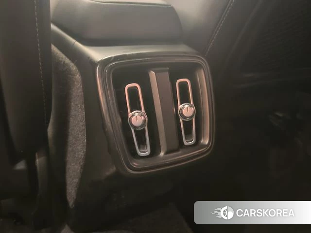 Volvo XC40 id 4214182 из Китая 24