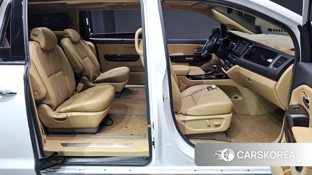 Kia The New Carnival id 2427233 из Кореи 20