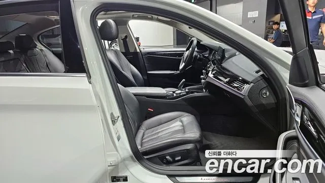 BMW 5 Series (G30) id 2932915 из Кореи 20