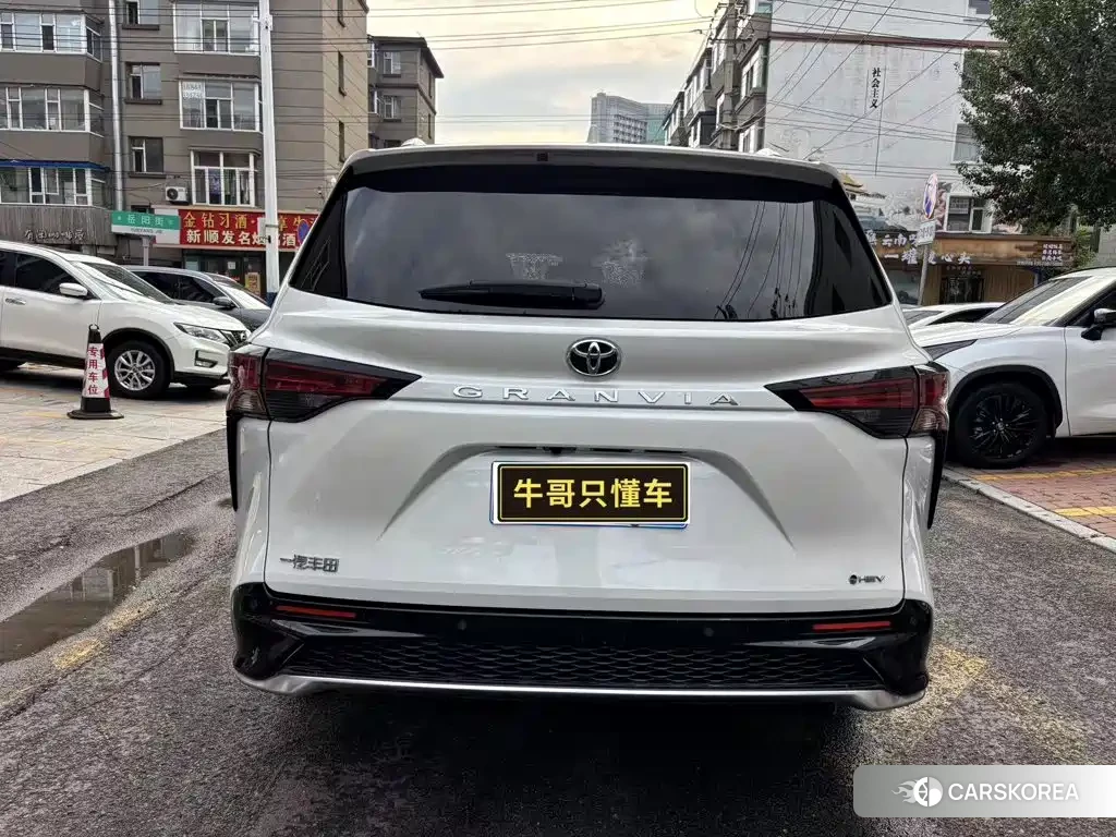 Toyota Granvia id 4559640 из Китая 12