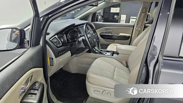 Kia The New Carnival id 4294887 из Кореи 33