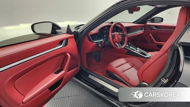 Porsche 911(992) id 3795402 из Кореи 20