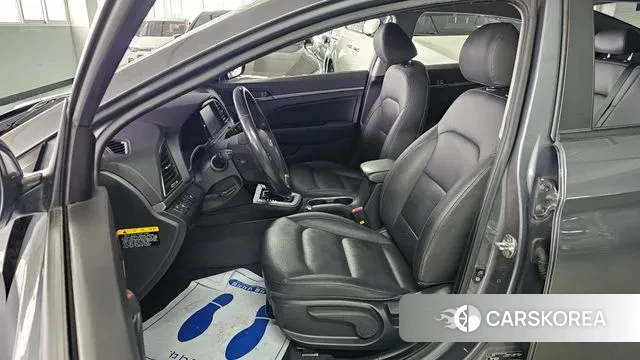 Hyundai Avante AD id 3522967 из Кореи 18