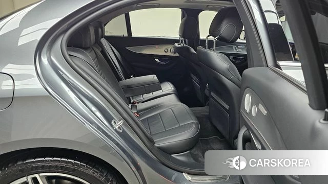 Mercedes-Benz E-Class W213 id 4642320 из Кореи 32