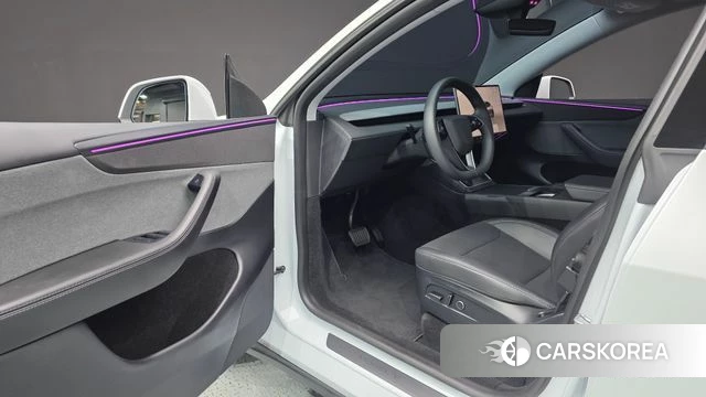 Tesla Model Y id 4706000 из Кореи 33