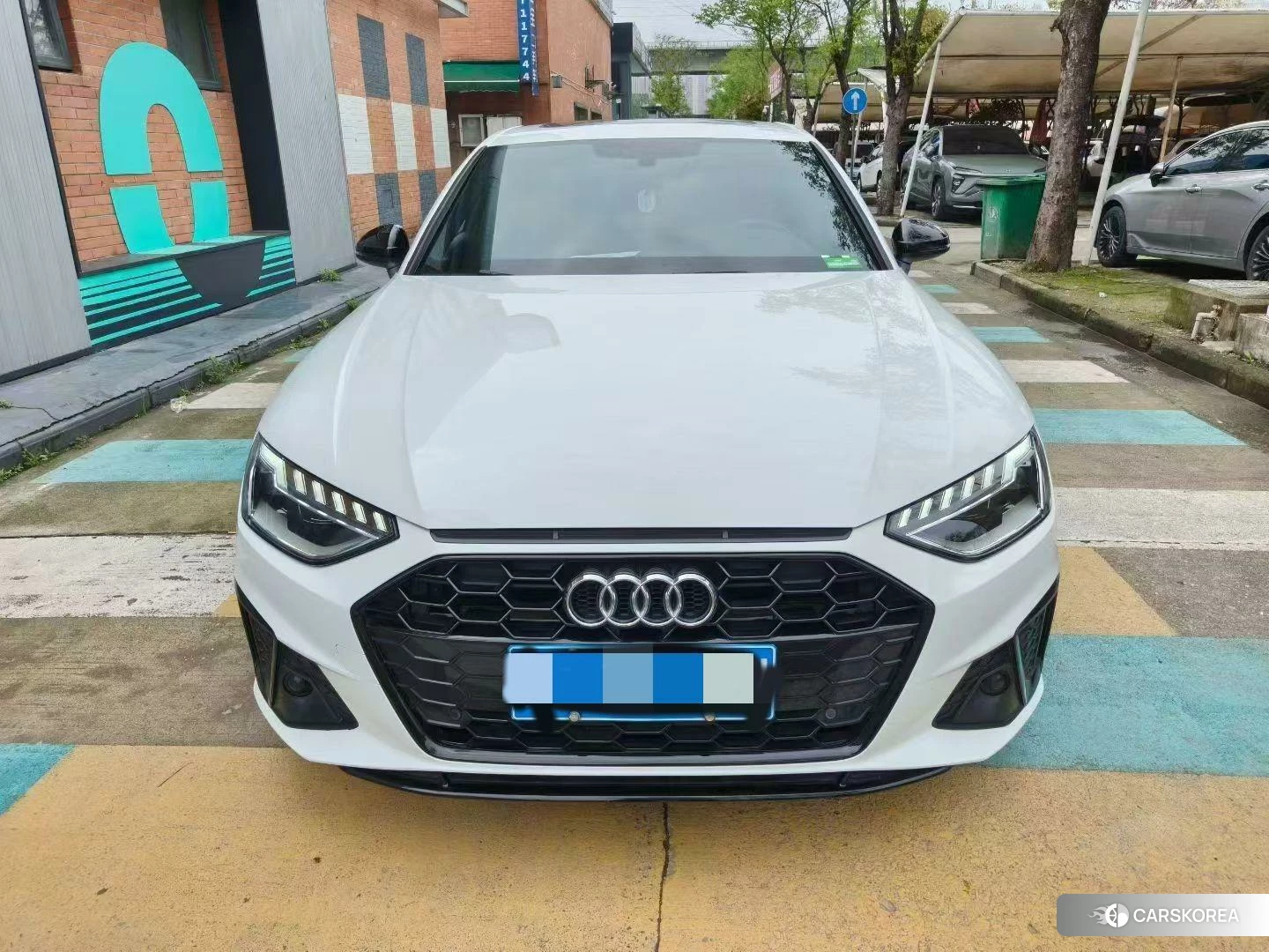 Audi A4L id 4492914 из Китая 11