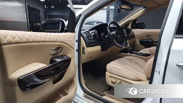 Kia The New Carnival id 3656838 из Кореи 20