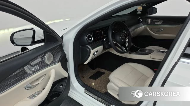 Mercedes-Benz E-Class W213 id 4650911 из Кореи 37
