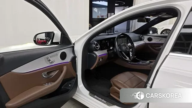 Mercedes-Benz E-Class W213 id 3428314 из Кореи 20