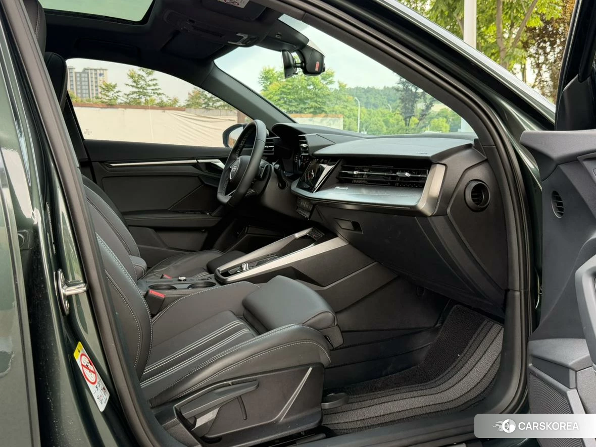 Audi A3 id 4452825 из Китая 16