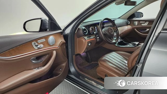 Mercedes-Benz E-Class W213 id 3829364 из Кореи 20