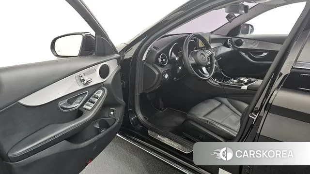Mercedes-Benz C-Class W205 id 3682669 из Кореи 20