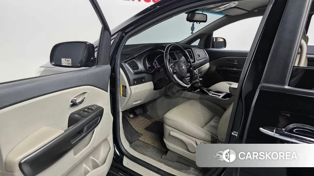 Kia The New Carnival id 4642952 из Кореи 20