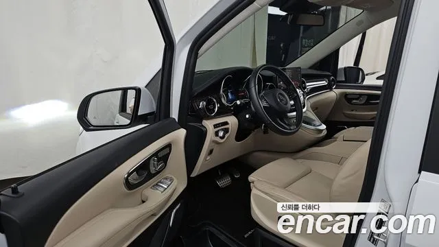 Mercedes-Benz V-Class id 2736691 из Кореи 20