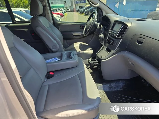 Hyundai The New Grand Starex id 4677668 из Кореи 14