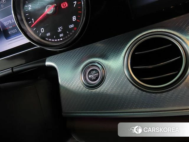 Mercedes-Benz E-Class W213 id 4377395 из Кореи 20