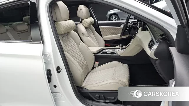 Genesis The New G70 id 3354940 из Кореи 20