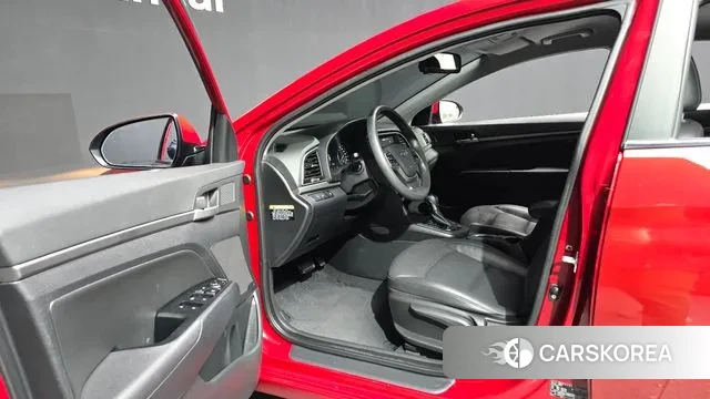 Hyundai Avante AD id 3558006 из Кореи 20