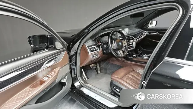 BMW 7 Series (G11) id 3592202 из Кореи 20