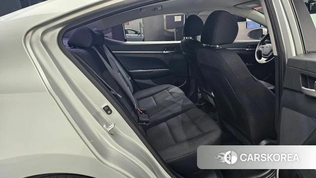 Hyundai Avante AD id 4557985 из Кореи 30