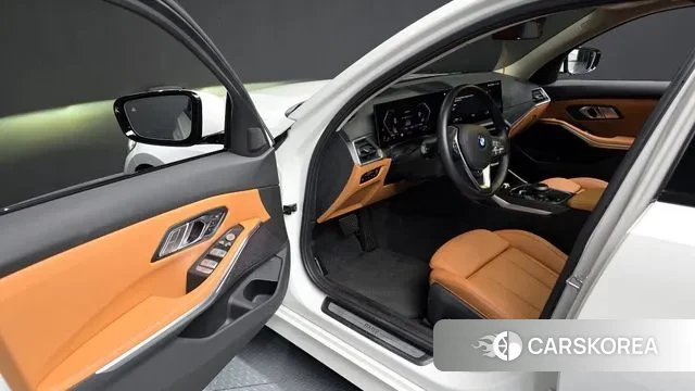 BMW 3 Series (G20) id 3036699 из Кореи 20