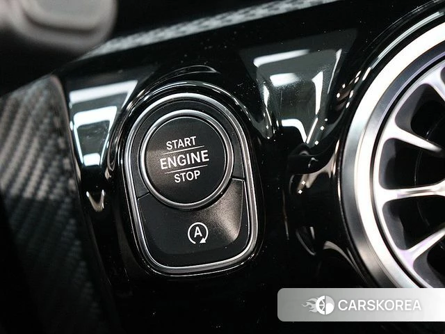 Mercedes-Benz A-Class W177 id 3834084 из Кореи 20