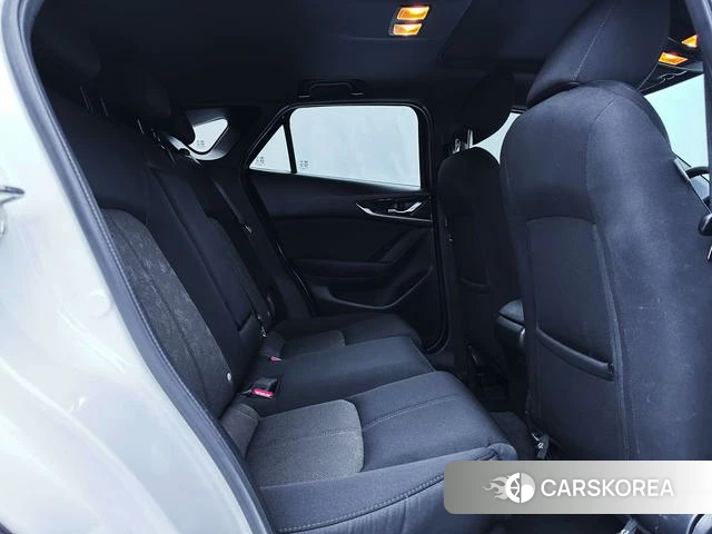 Mazda CX-4 id 4298401 из Китая 22