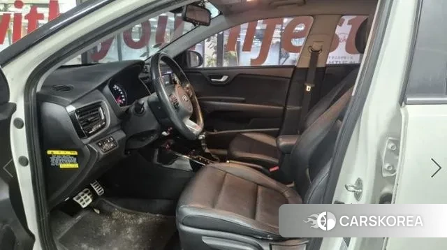 Kia Stonic id 3531173 из Кореи 13