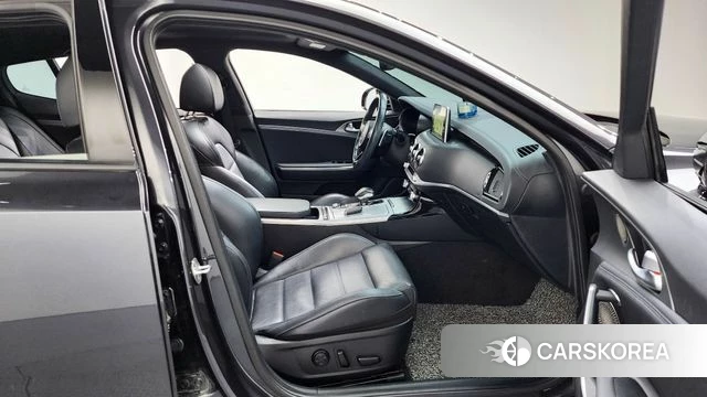 Kia Stinger id 3853320 из Кореи 20