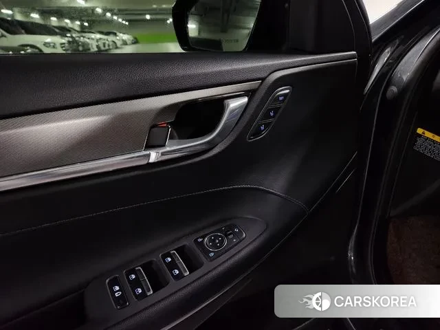 Hyundai The New Grandeur IG id 3681888 из Кореи 20