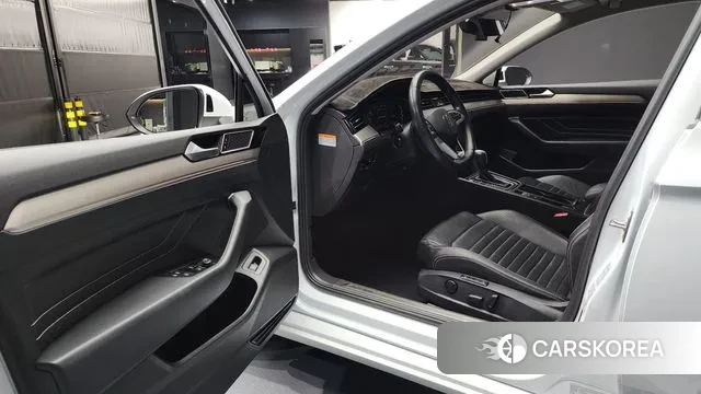 Volkswagen Passat GT (B8) id 3534285 из Кореи 20