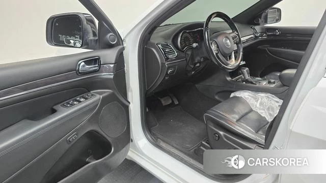 Jeep Grand Cherokee id 3905252 из Кореи 20