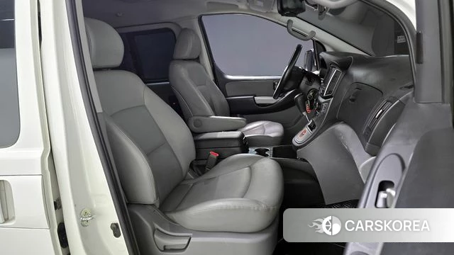 Hyundai The New Grand Starex id 3834258 из Кореи 20