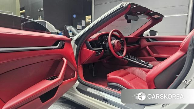 Porsche 911(992) id 4676838 из Кореи 30