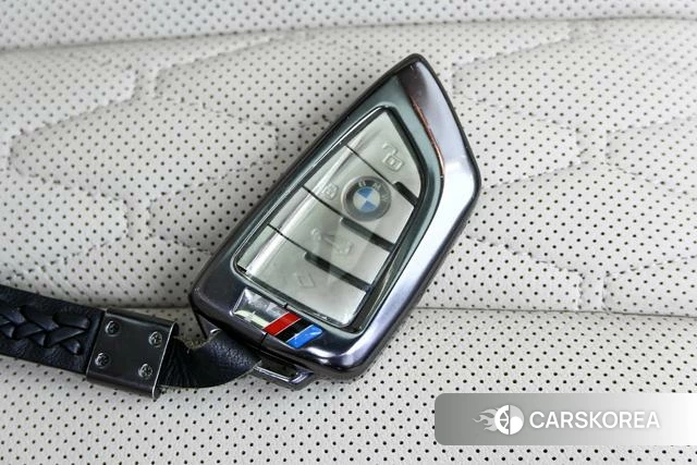 BMW X7 id 4278942 из Китая 20