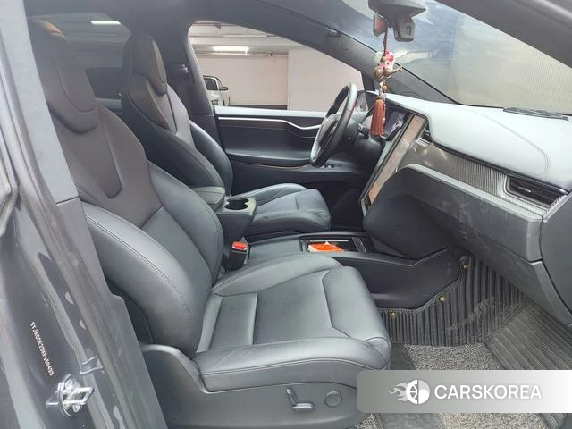 Tesla Model X id 3863596 из Китая 20