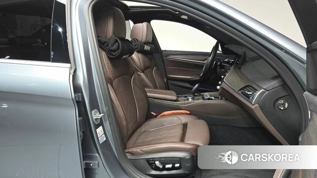 BMW 5 Series (G30) id 4225742 из Кореи 34