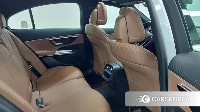 Mercedes-Benz E-Class W214 id 3341222 из Кореи 17