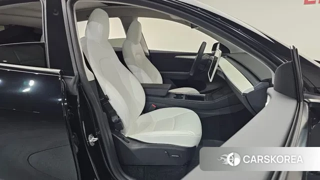 Tesla Model Y id 3467098 из Кореи 20