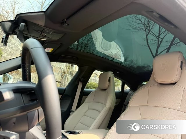 Porsche Taycan id 3793283 из Кореи 20